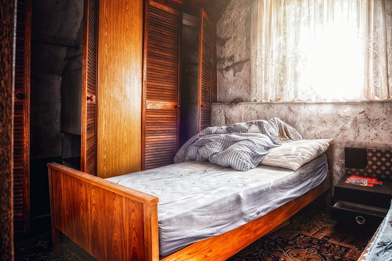 מהו הגודל הסטנדרטי של מזרון מיטה זוגית?